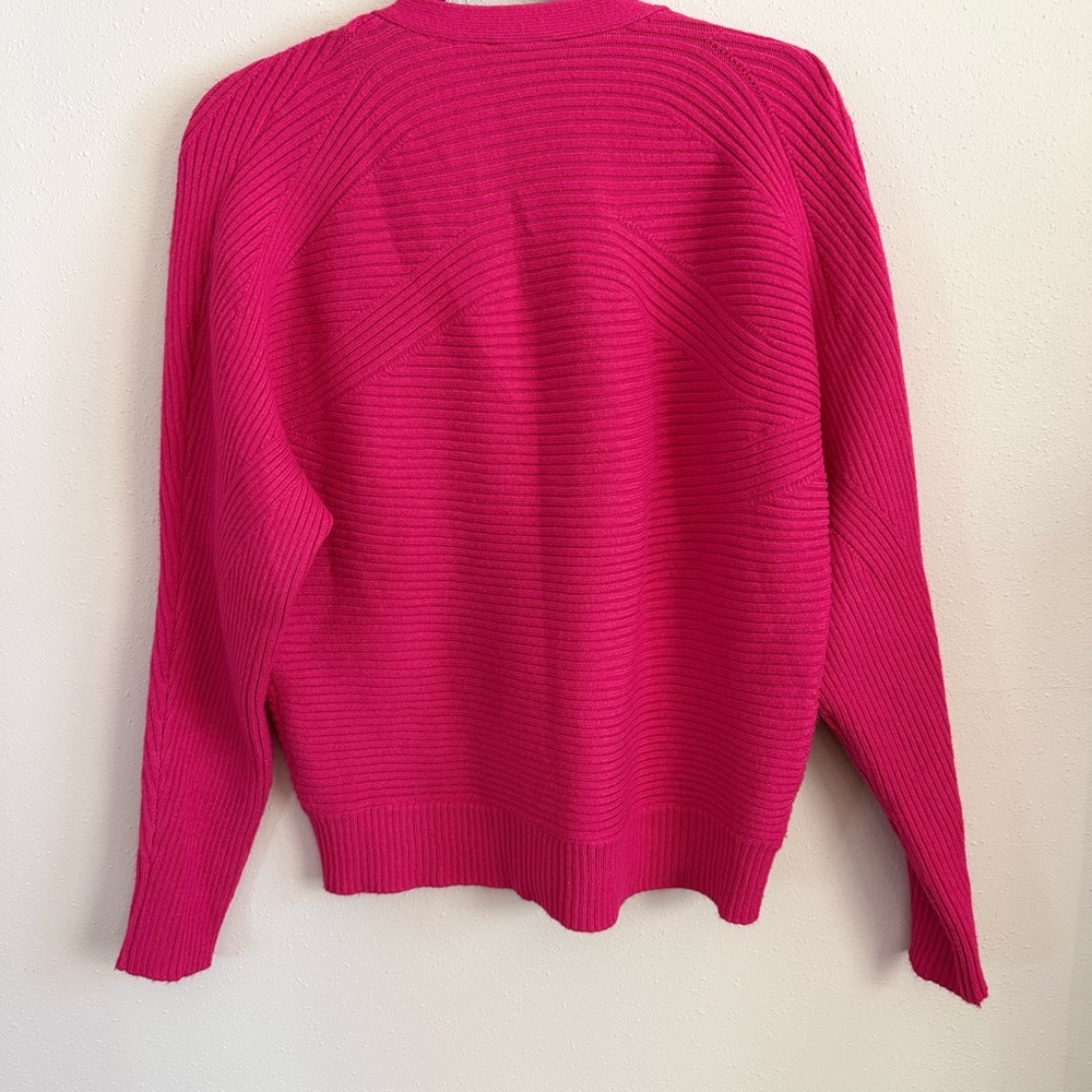 Tahari Fuchsia Ribbed Cardigan Sweater NWT Medium | Bright Pink V-Neck - Picture 11 of 12